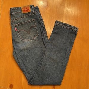 Levi’s Mid Rise skinny size 31